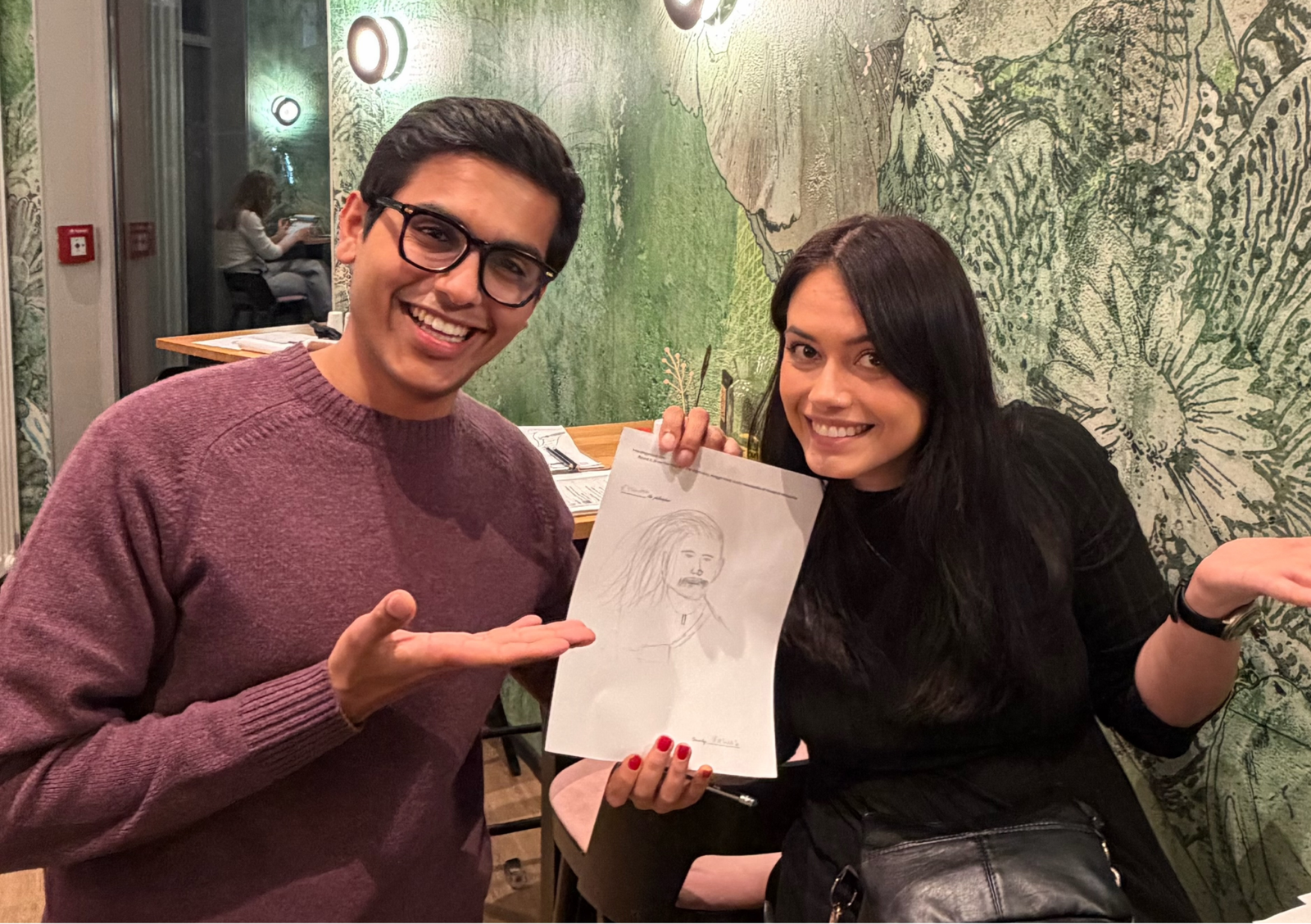 New people drawing together at Terrible Art Day Munich